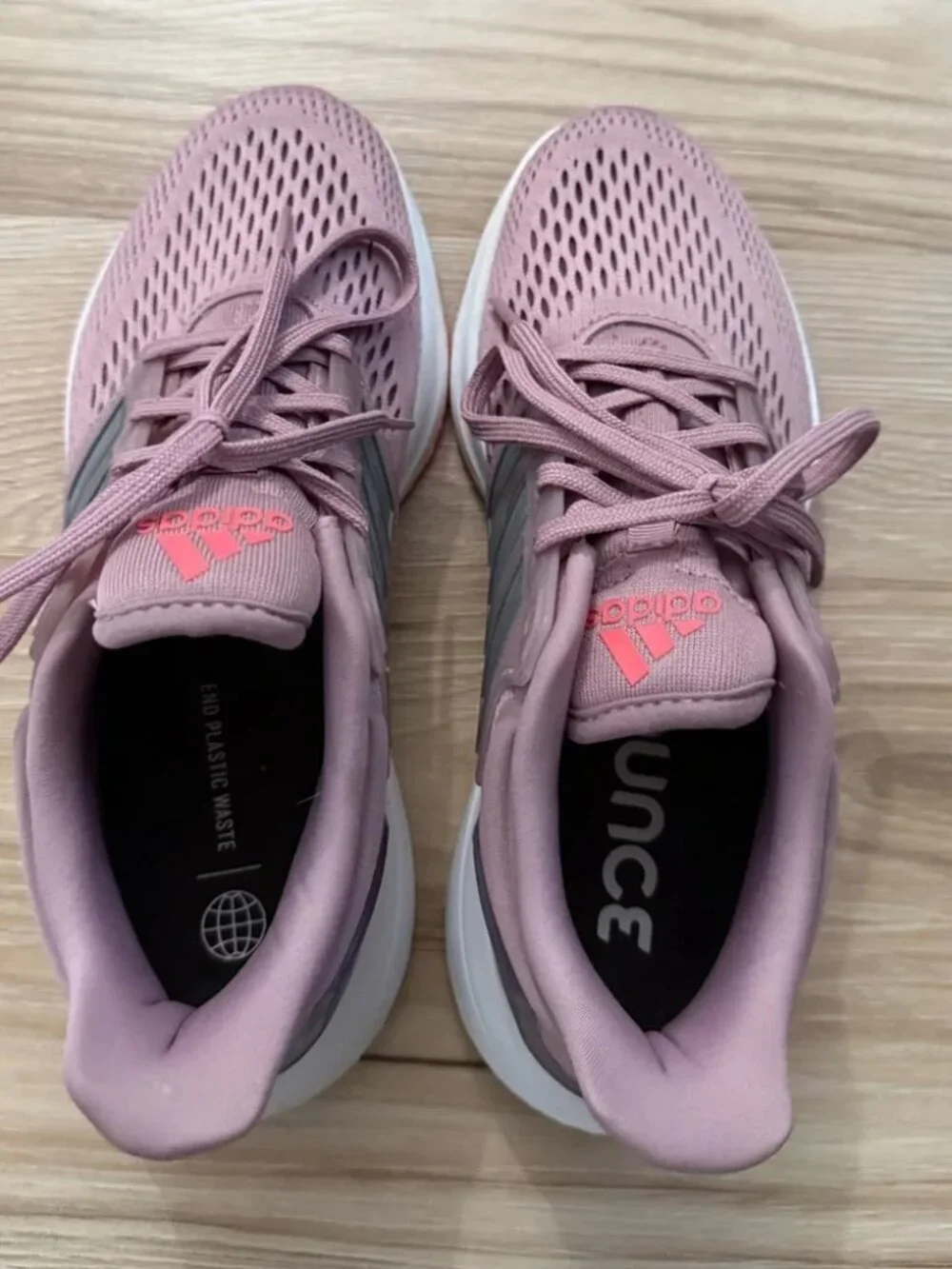 Adidas mauve sneakers size 6 - Picture 2 of 7